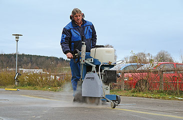 Fugenschneider Benzin mit Führungswagen mieten leihen